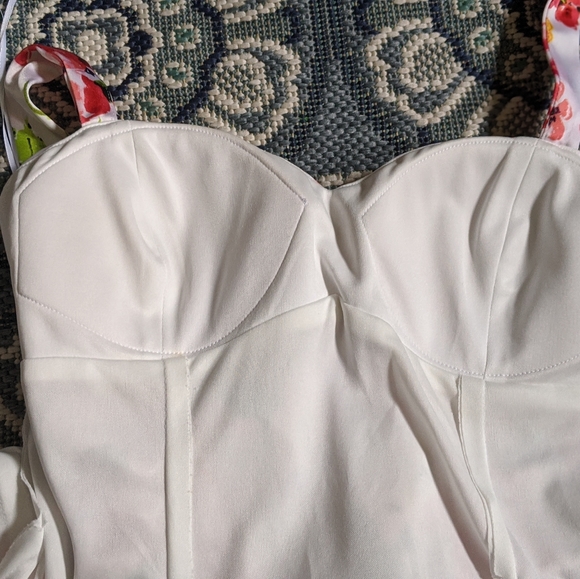 Bodycon dress - Picture 2 of 3